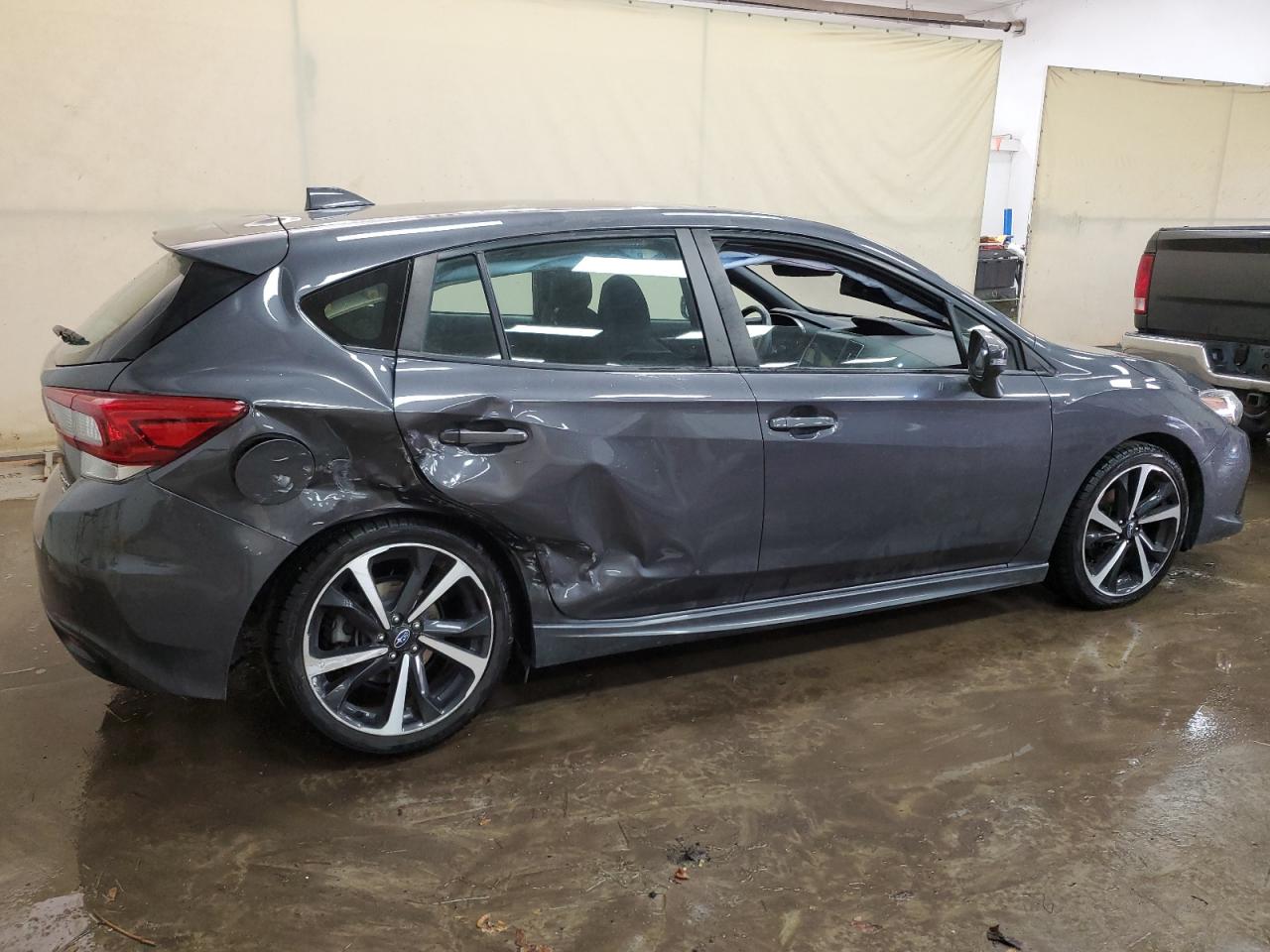 Subaru Impreza Sport Image 5