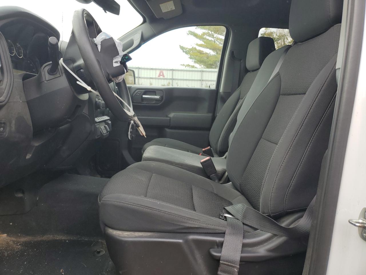 Chevrolet Silverado K1500 Custom Image 10