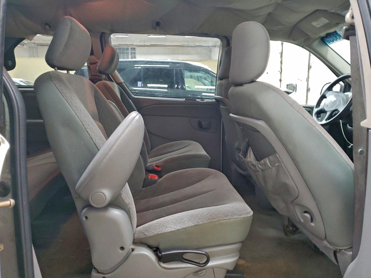 Dodge Caravan Sxt Image 6