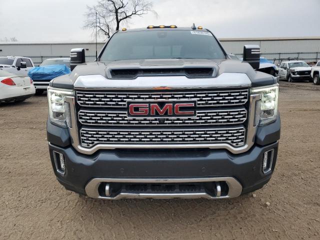 GMC Sierra K3500 Denali Image 2