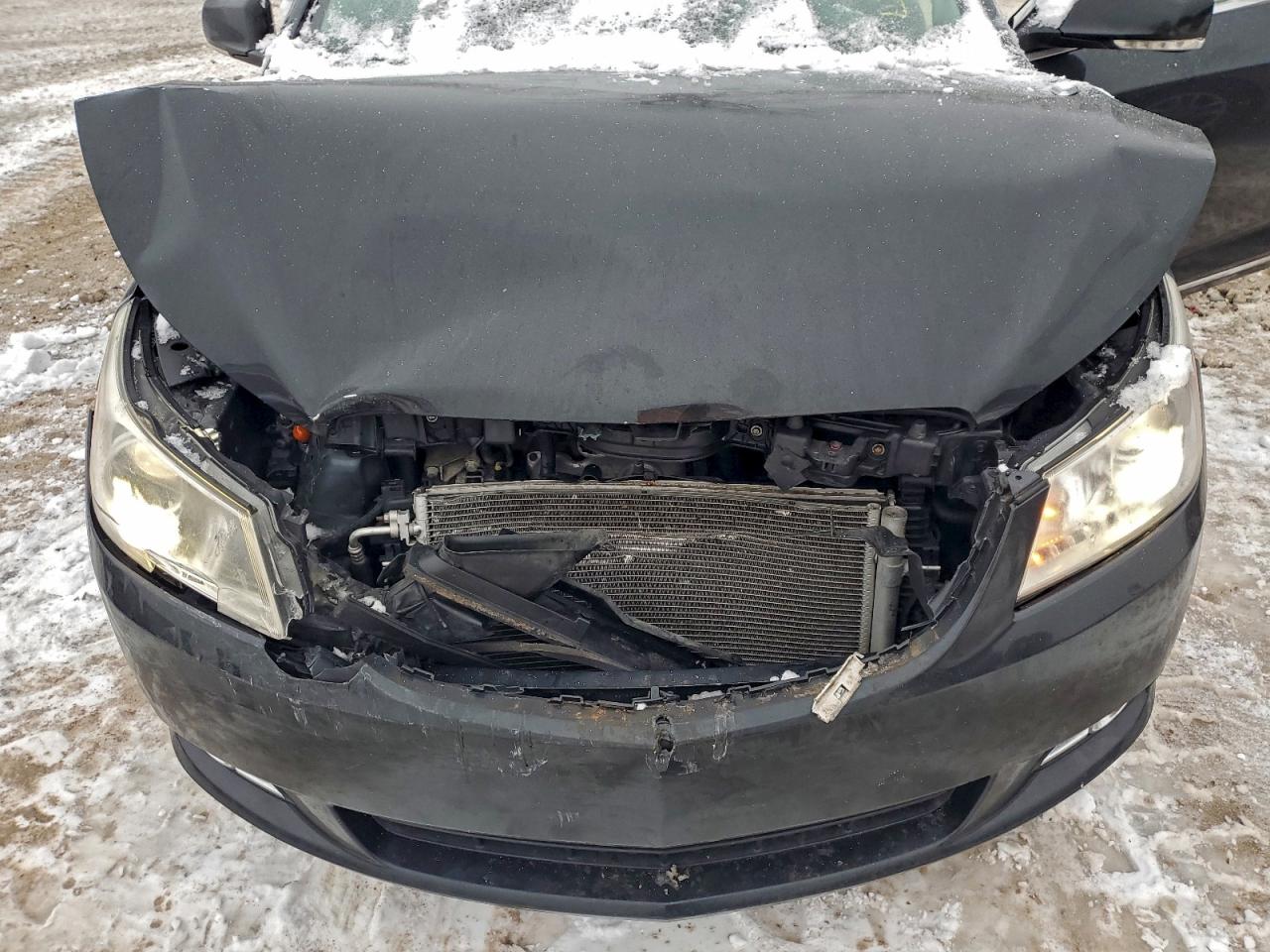 Buick LaCrosse Cxl Image 13