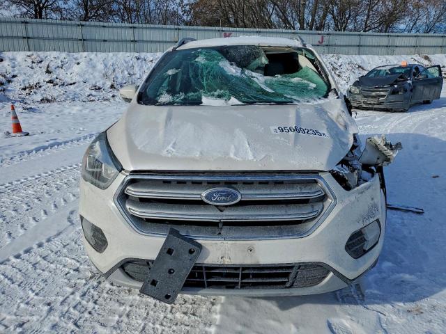 Ford Escape Titanium Image 6