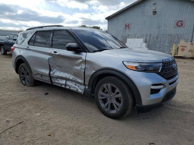 Ford Explorer Xlt Image 6