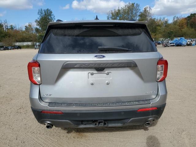 Ford Explorer Xlt Image 4