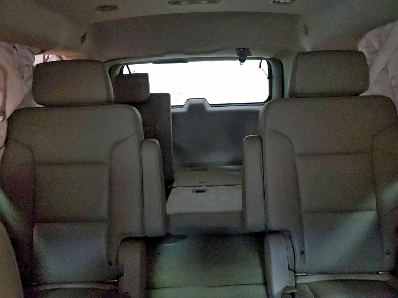 GMC Yukon Slt Image 9