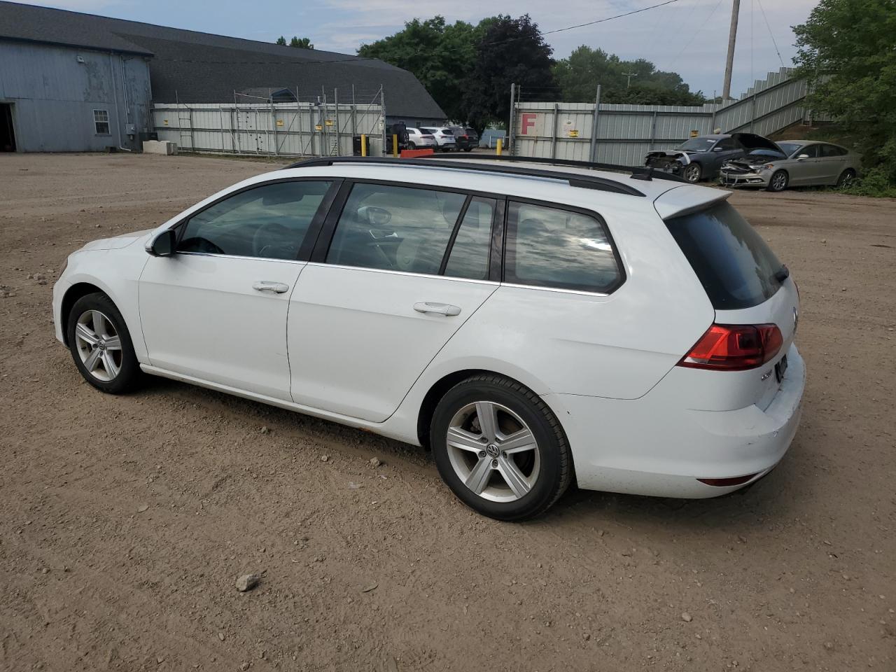 Volkswagen Golf Tdi S Image 6