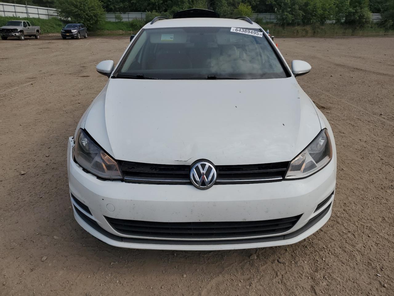 Volkswagen Golf Tdi S Image 2