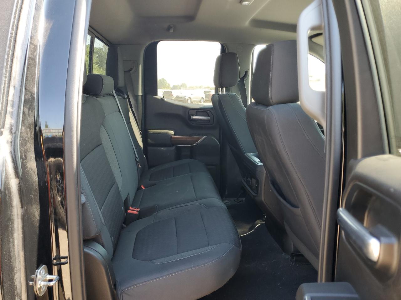 Chevrolet Silverado K1500 Rst Image 12