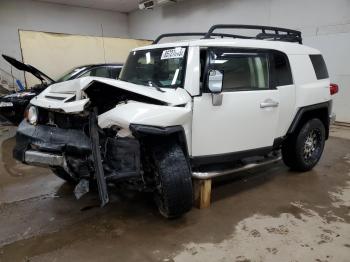  Salvage Toyota FJ Cruiser