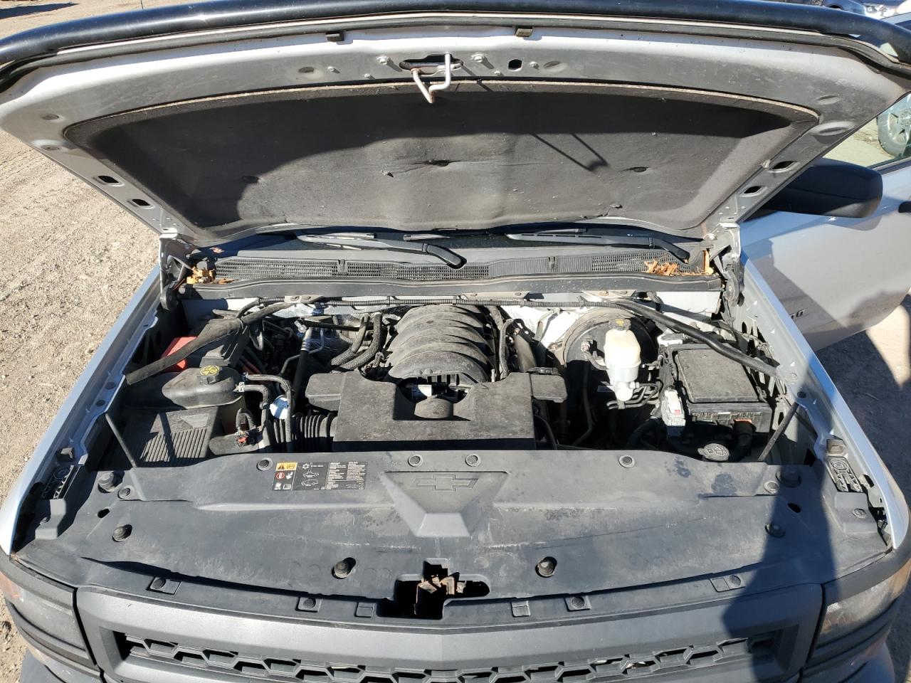 Chevrolet Silverado C1500 Image 12