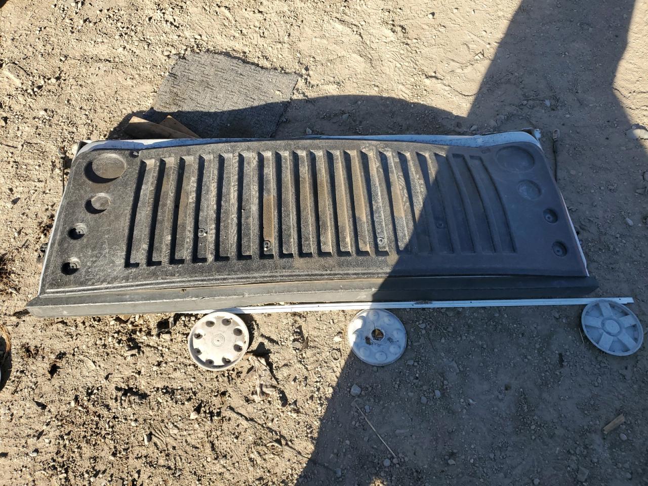 Chevrolet Silverado C1500 Image 6