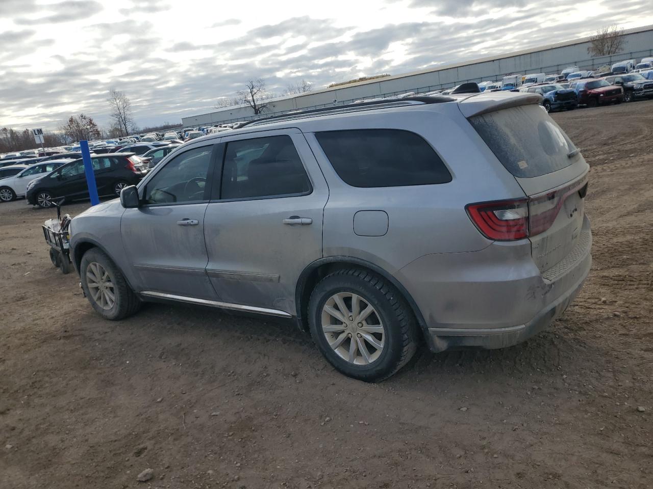 Dodge Durango Sxt Image 2