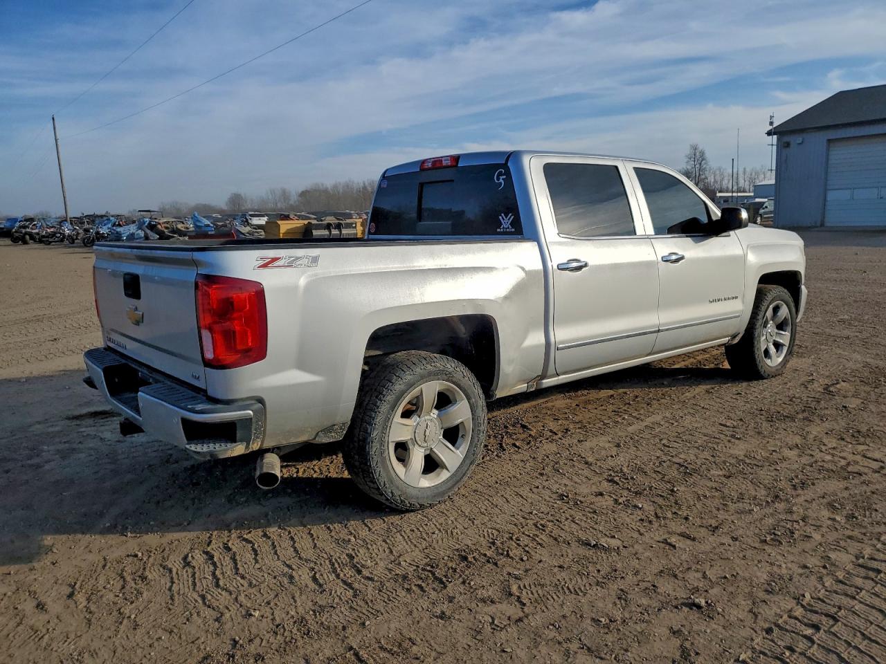 Chevrolet Silverado K1500 Ltz Image 2