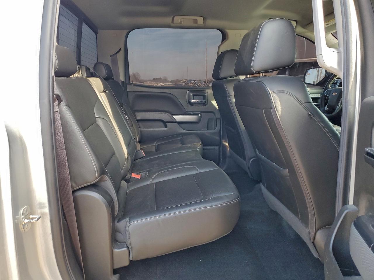 Chevrolet Silverado K1500 Ltz Image 12