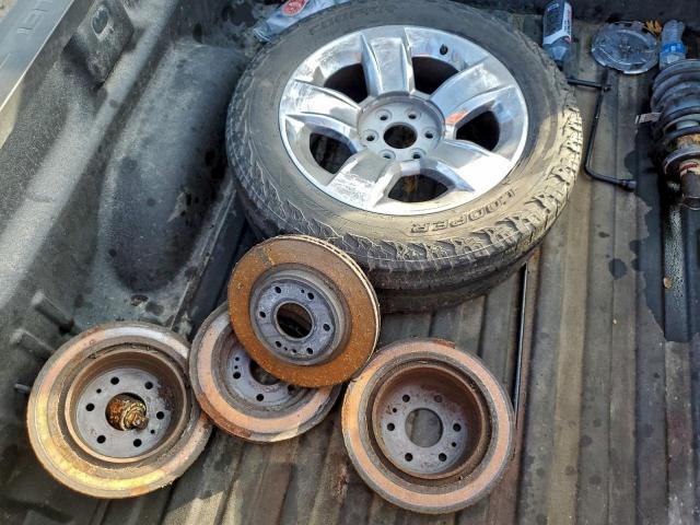 Chevrolet Silverado K1500 Ltz Image 10