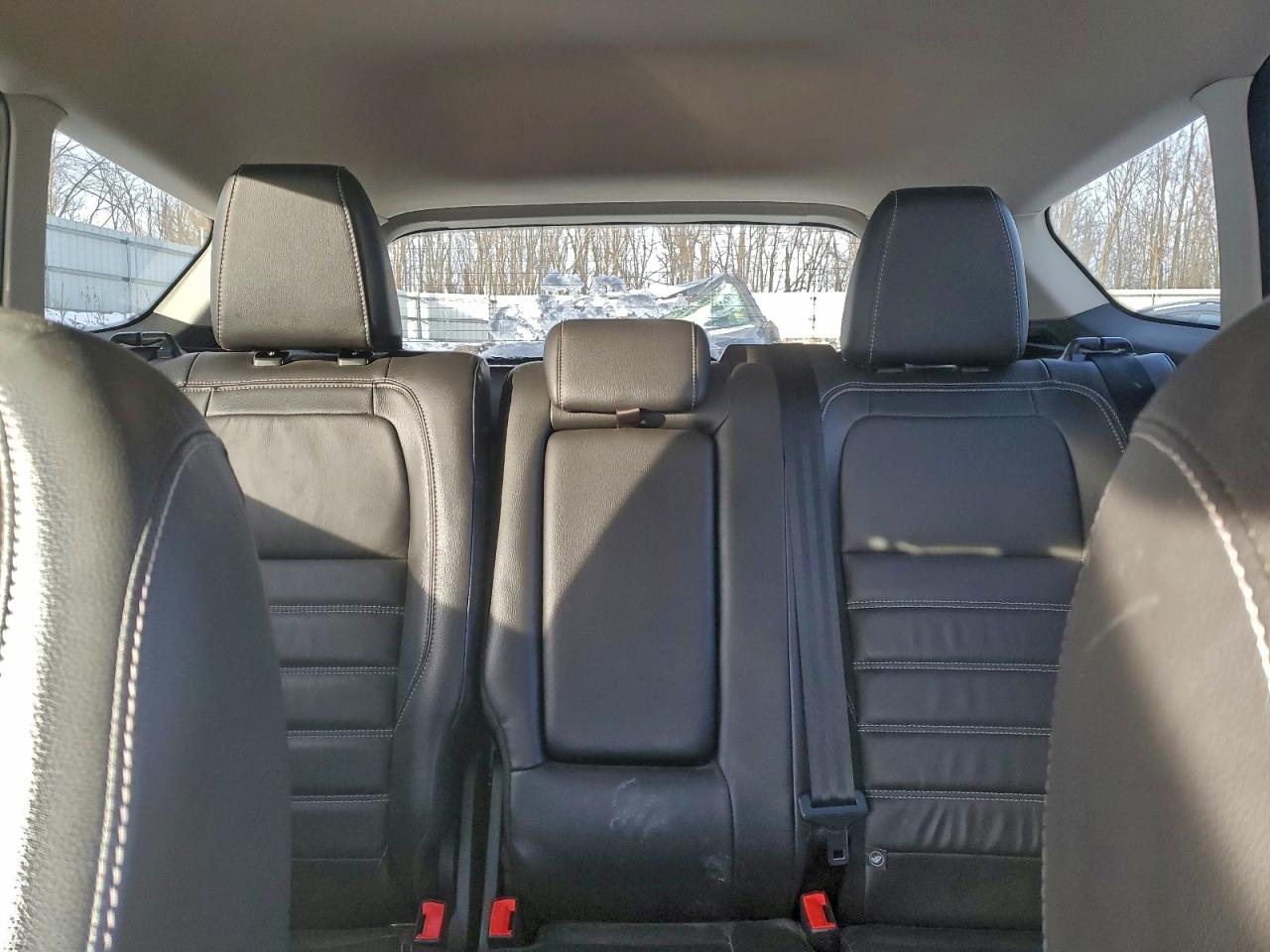 Ford Escape Titanium Image 2