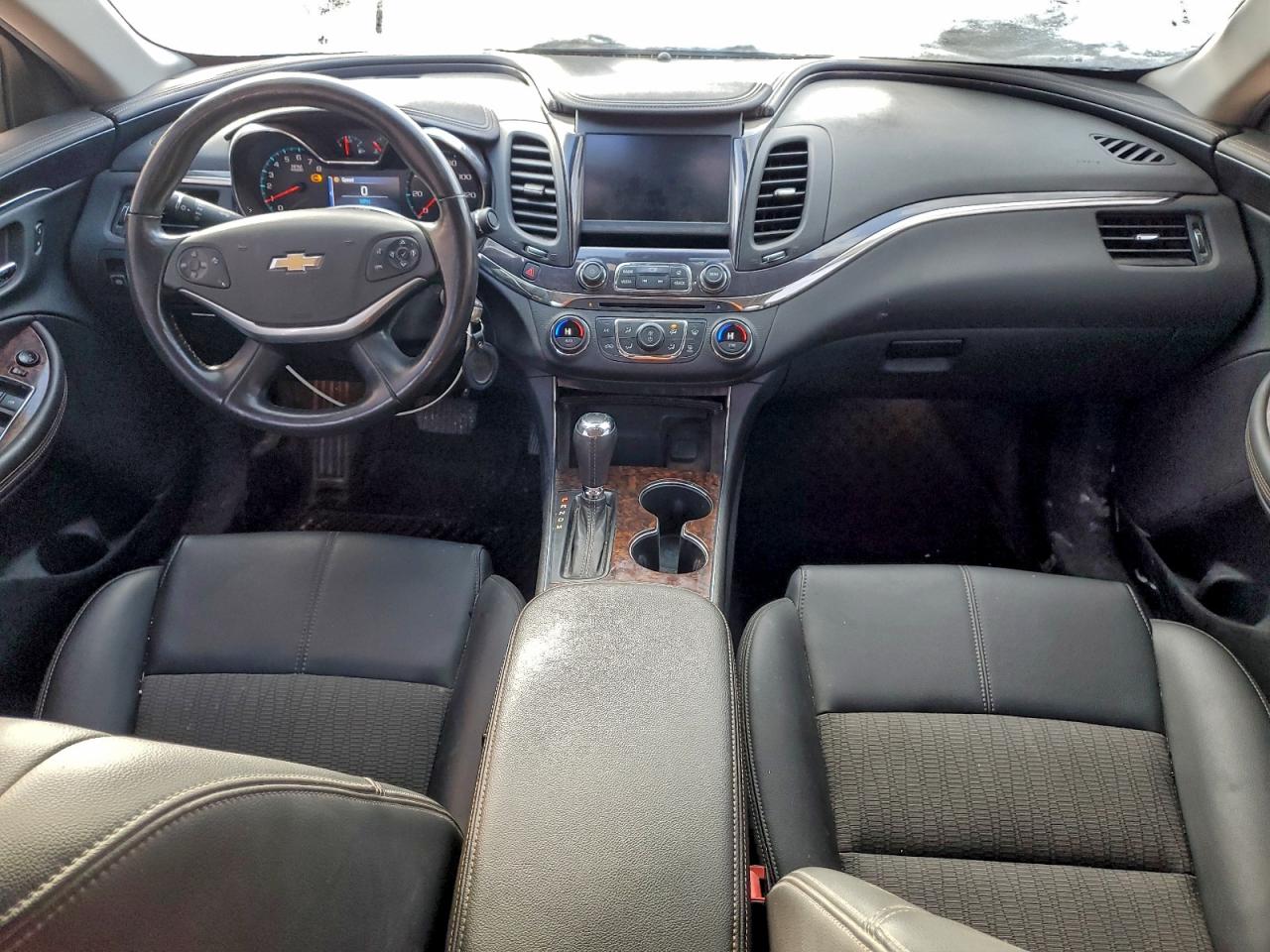 Chevrolet Impala Lt Image 8