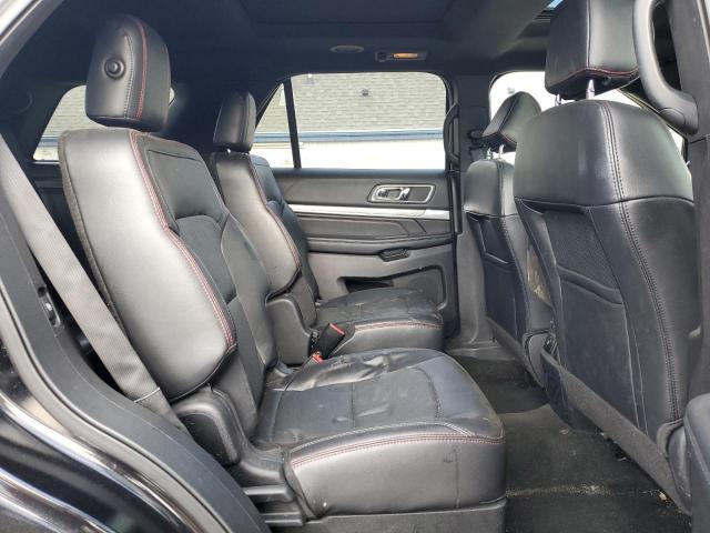 Ford Explorer Sport Image 8