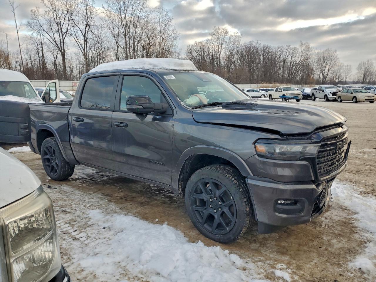 Ram 1500 Laramie Image 6