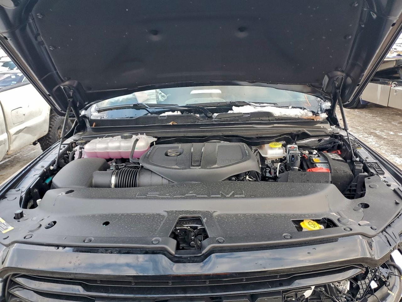 Ram 1500 Laramie Image 10