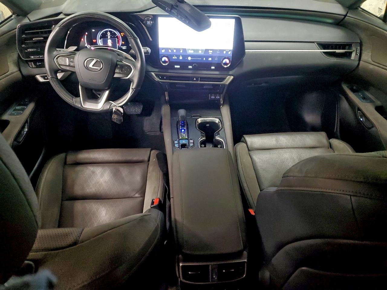 Lexus RX 350 Base Image 12