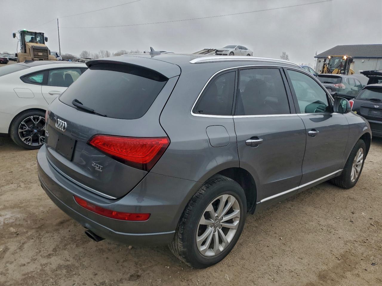 Audi Q5 Premium Plus Image 8
