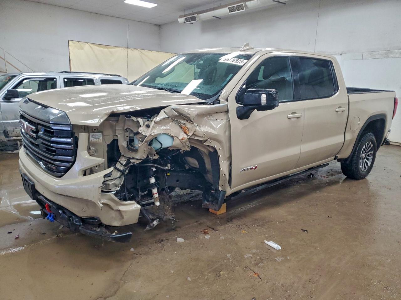 GMC Sierra K1500 At4 Image 1