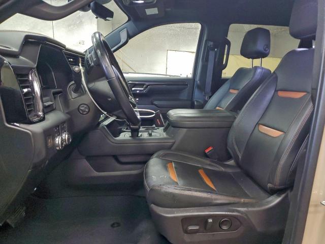 GMC Sierra K1500 At4 Image 2