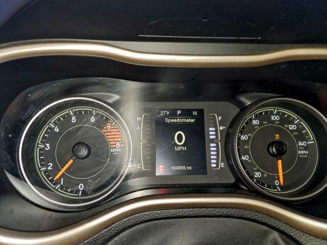 Jeep Grand Cherokee Latitude Image 7