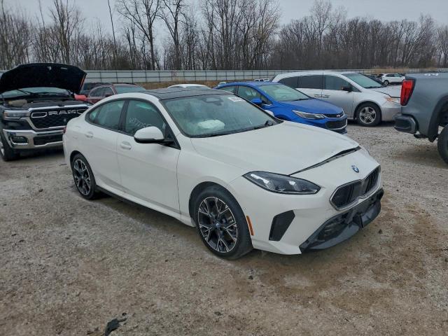 BMW 2 Series Image 7