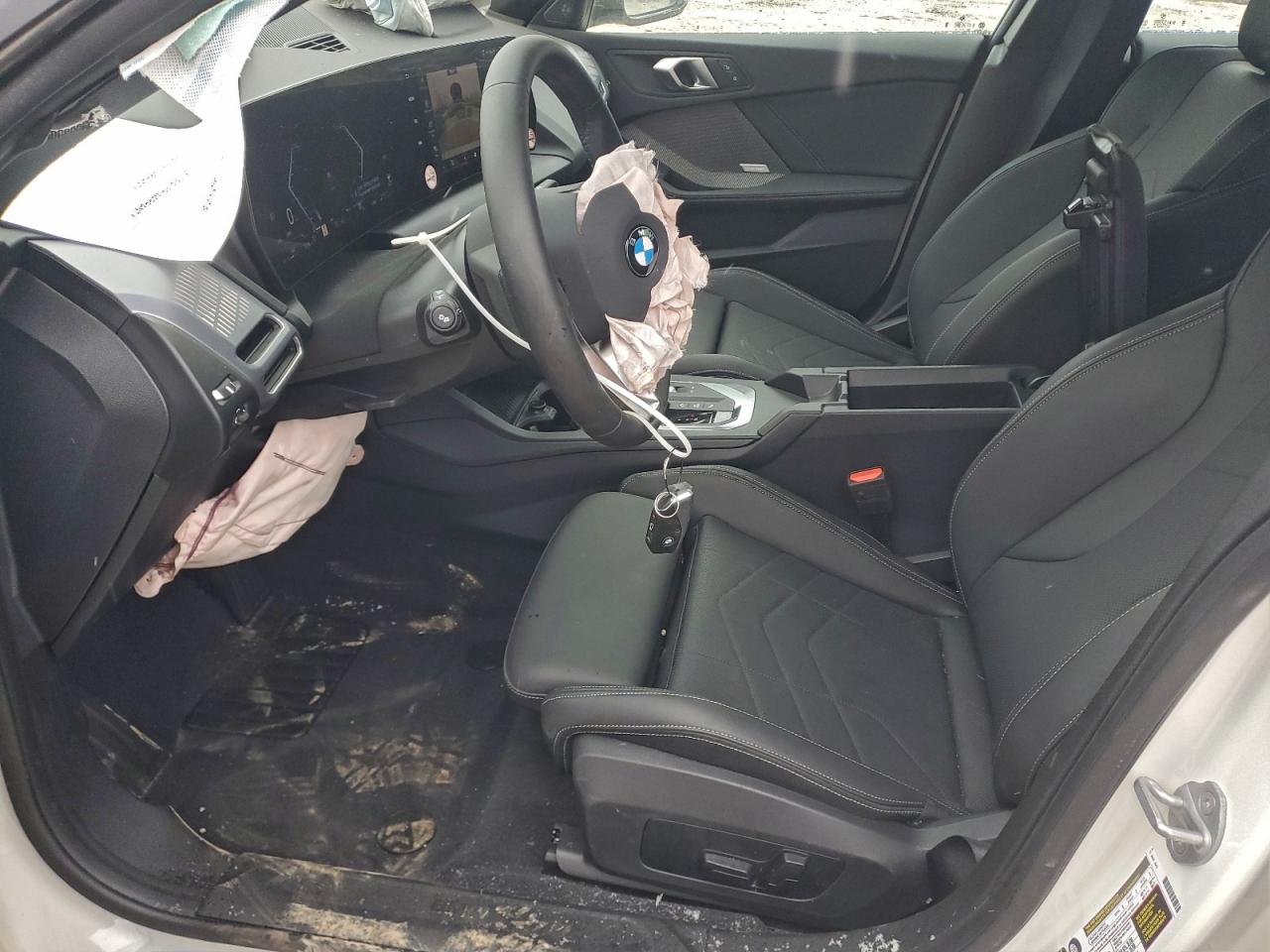 BMW 2 Series Image 4