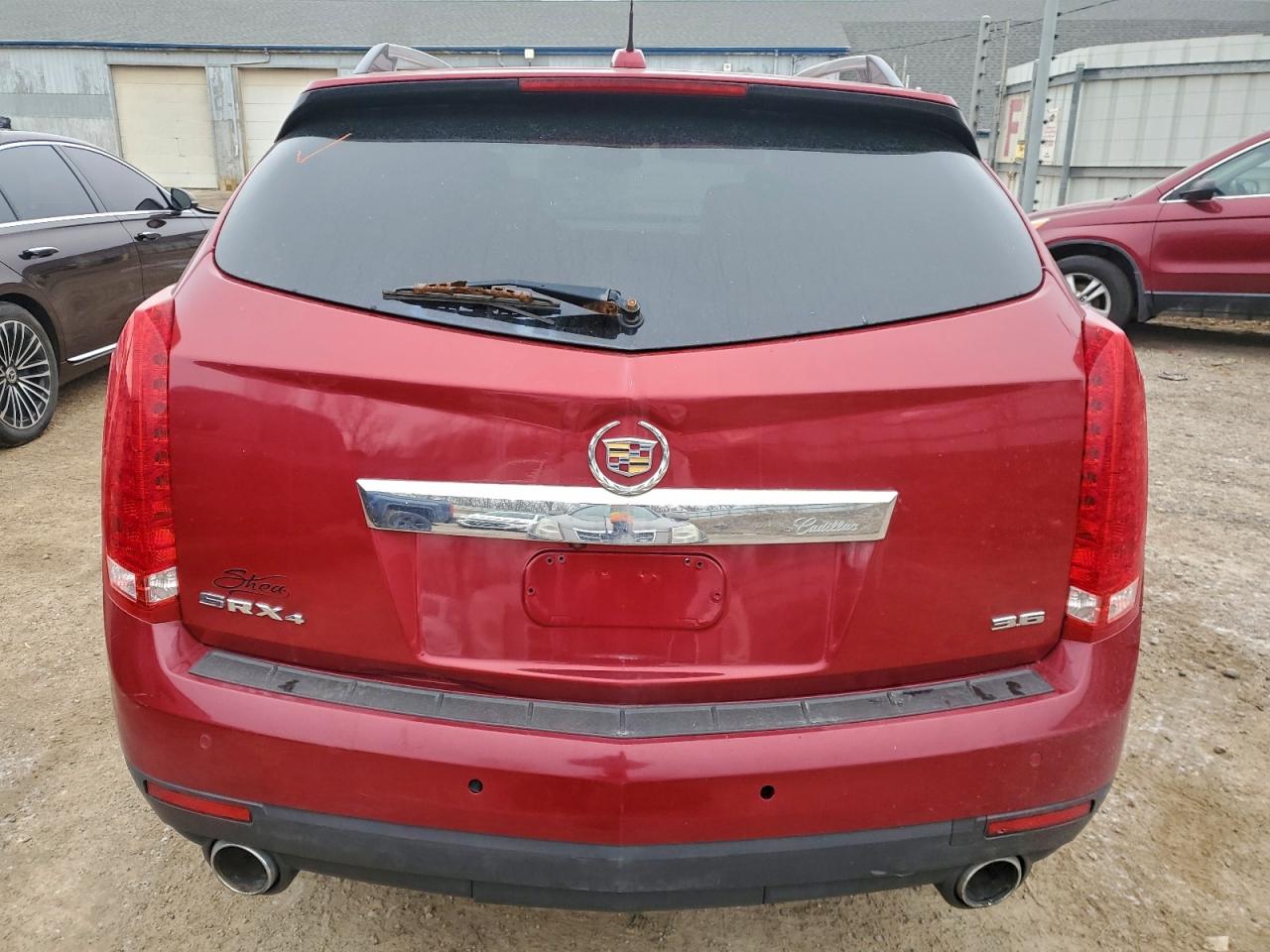 Cadillac SRX Luxury Collection Image 2