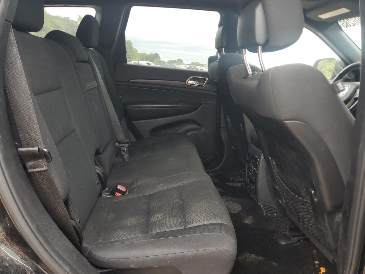 Jeep Grand Cherokee Laredo Image 8