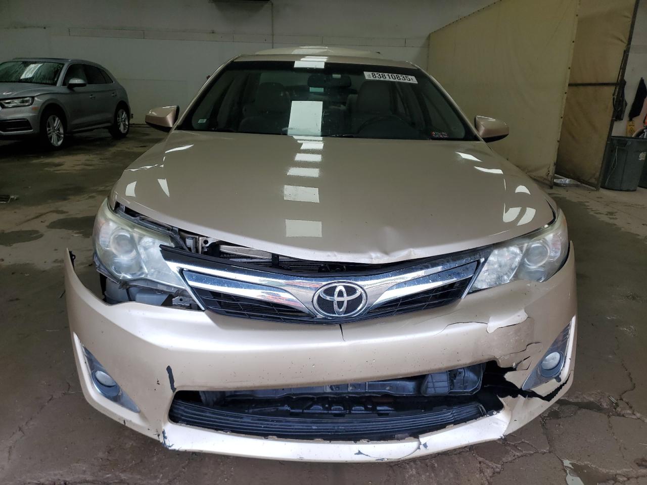 Toyota Camry Base Image 6