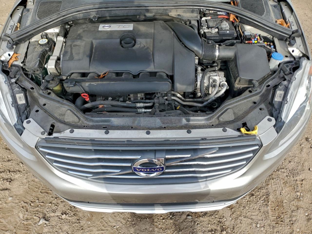 Volvo XC60 T6 Premier Image 13