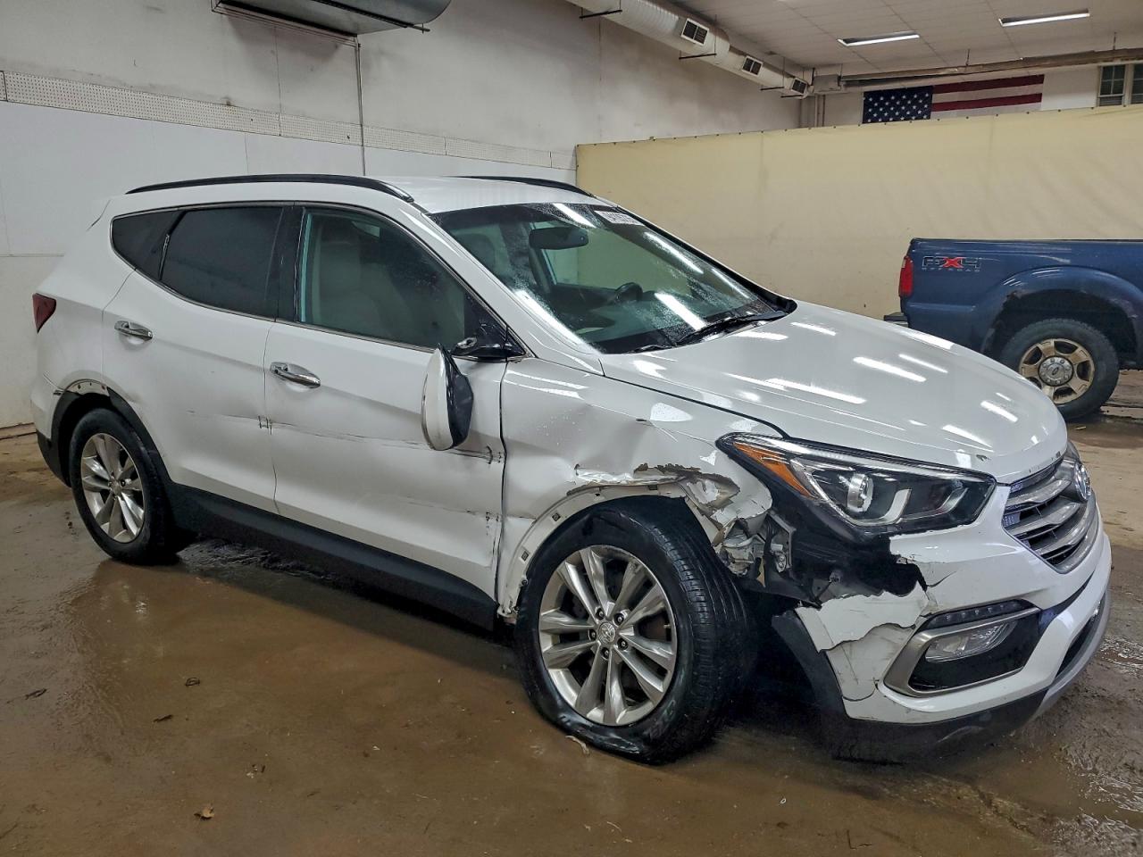 Hyundai SANTA FE Image 6