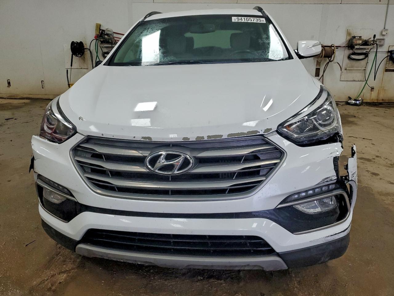 Hyundai SANTA FE Image 14