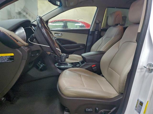 Hyundai SANTA FE Image 4