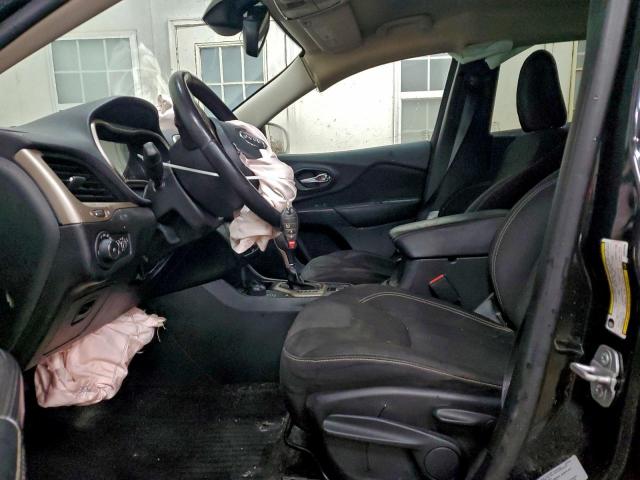 Jeep Grand Cherokee Latitude Image 12