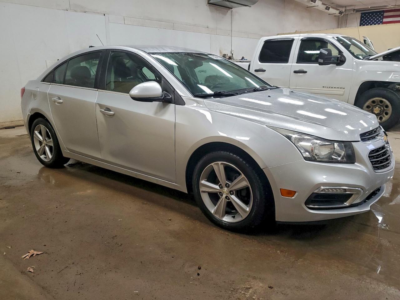 Chevrolet Cruze Lt Image 2