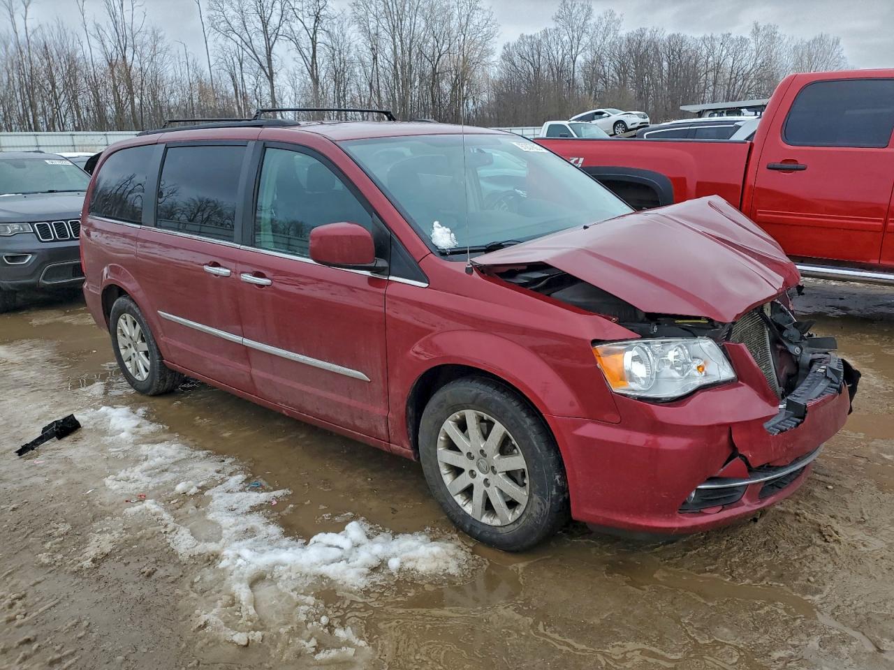 Chrysler Minivan Touring Image 11