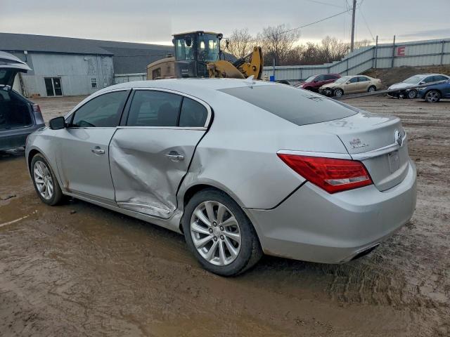 Buick LaCrosse Image 6