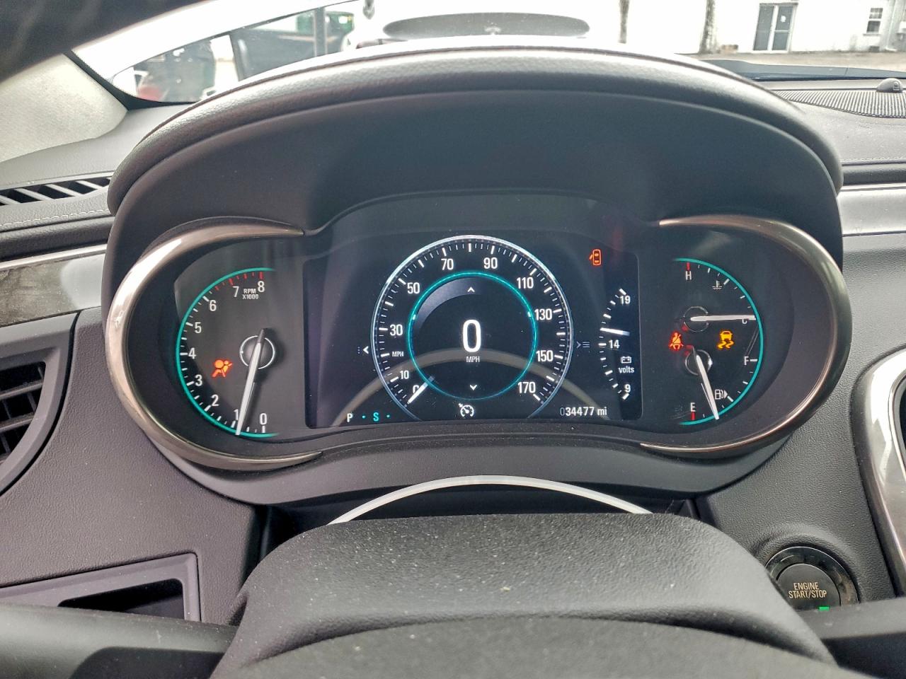 Buick LaCrosse Image 8