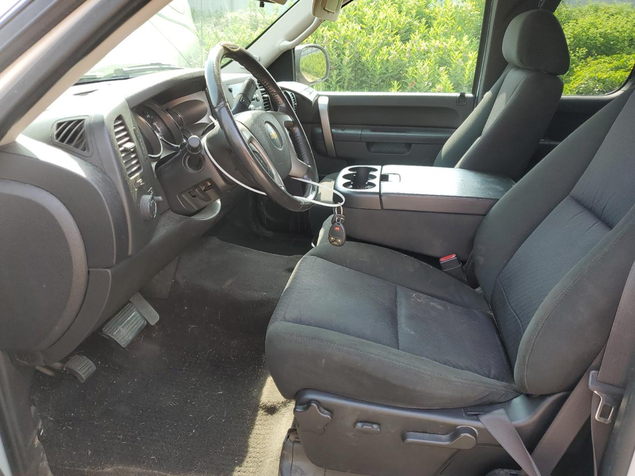 Chevrolet Silverado 1500 K1500 Lt Image 8