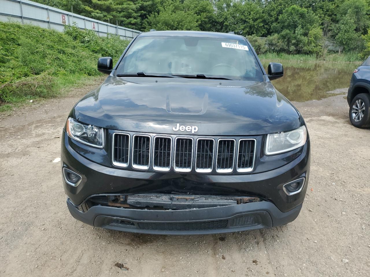 Jeep Grand Cherokee Laredo Image 2