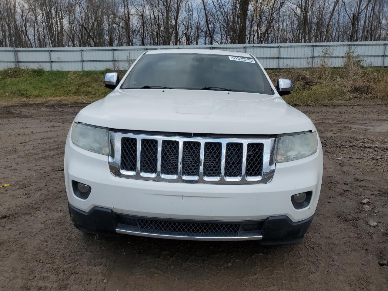Jeep Grand Cherokee Overland Image 4