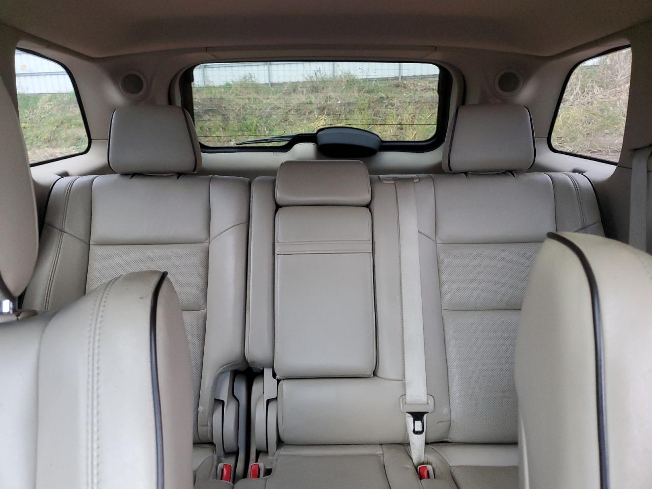 Jeep Grand Cherokee Overland Image 7