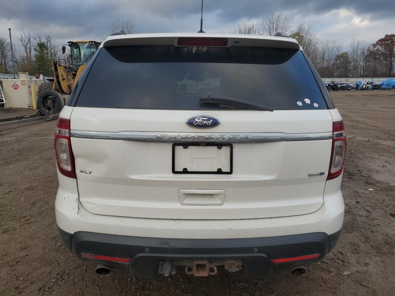Ford Explorer Xlt Image 4
