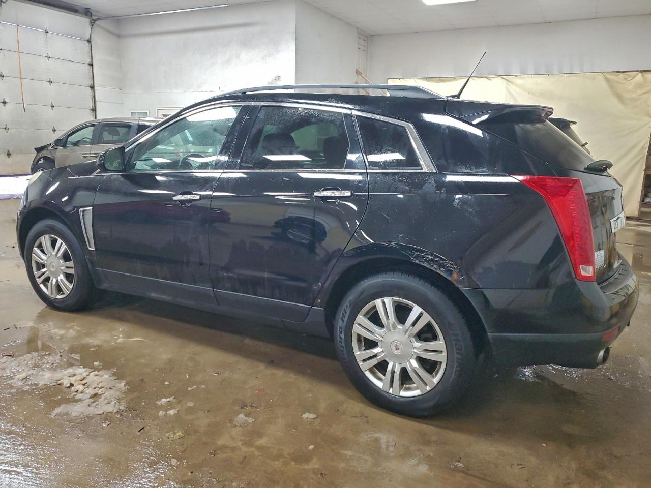 Cadillac SRX Image 11