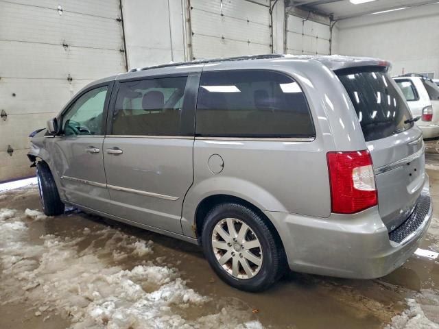 Chrysler Minivan Touring Image 5